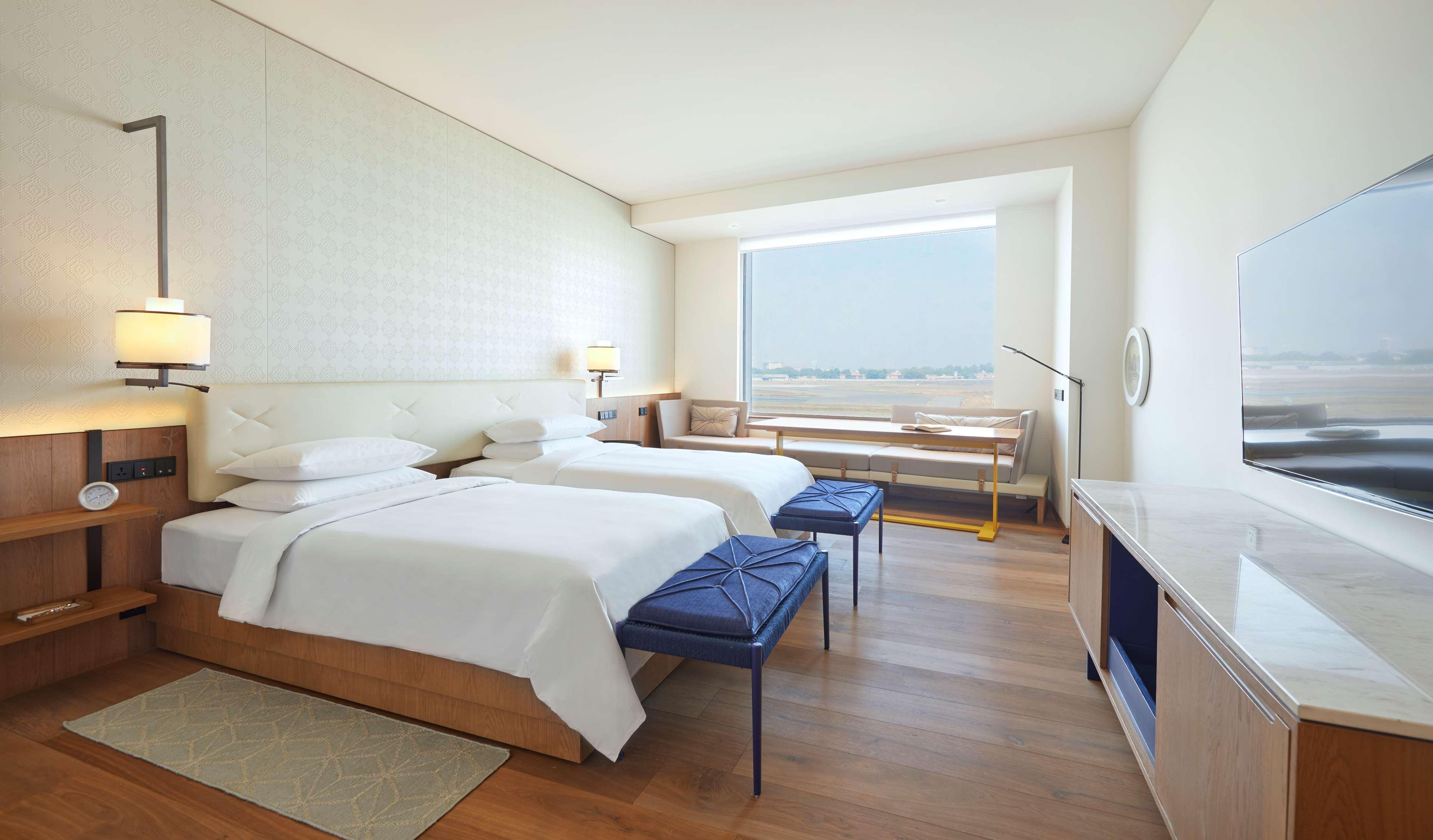 Andaz Delhi, By Hyatt Hotel New Delhi